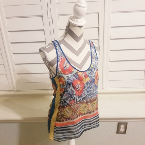 Anthropologie Tops - ❄3 for $15❄AnthroDream Daily Floral Vibrancies Top